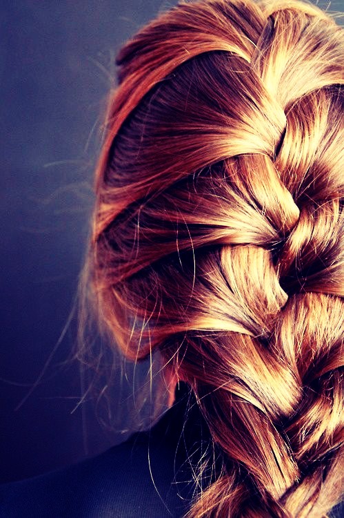 When you get out of the shower let ur hair dry a little then French braid it, get a good nights rest, and if it's still damp in the morning blow dry it and when u take it out u have BEAUTIFUL beach waves❤️