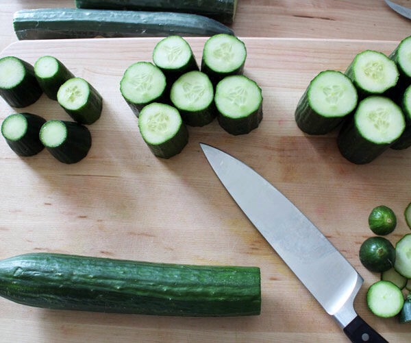 Delight Your Guest With This Edible Cucumber Cups For Cocktail! 
