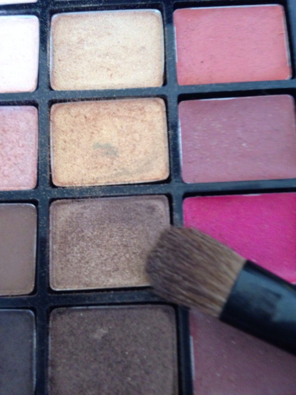 Then work in a golden brown on your entire lid
