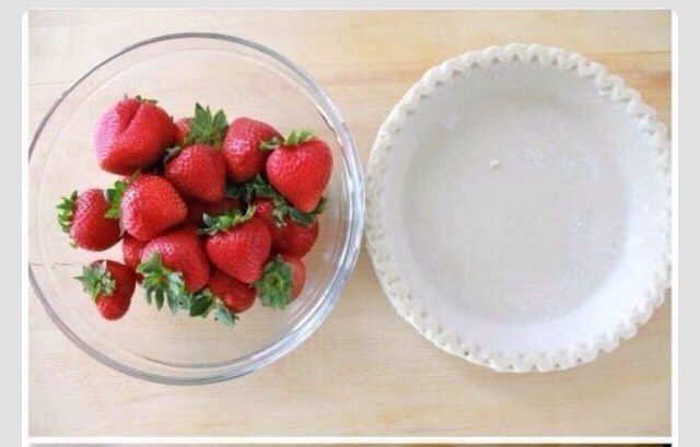Heart Strawberry Pie!! 