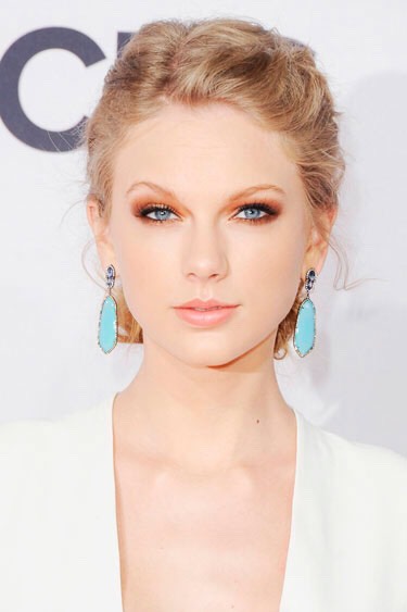 Valentine's Day Makeup And Hair Ideas (extra At The End)