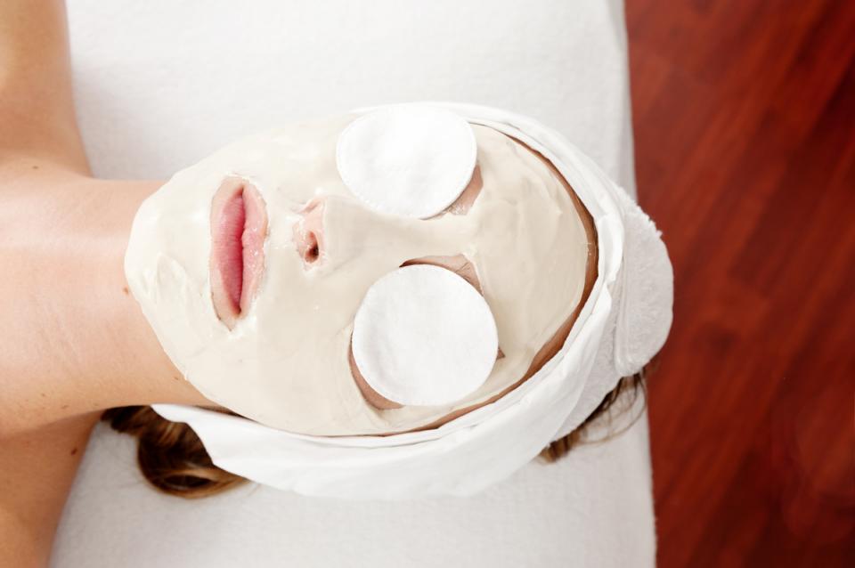 Soothe Your Stomach.. And Your Face
Apparently Pepto-Bismol isn't just a stomach soother, it can also be used as a facial mask. It contains bismuth subsalicylate, which is commonly found in facial creams.