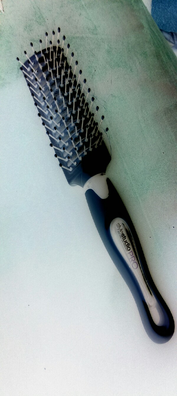 do: brush hair very often, because tangled hair is often prone to more damage of brushed unregularly, and can create knots:( 