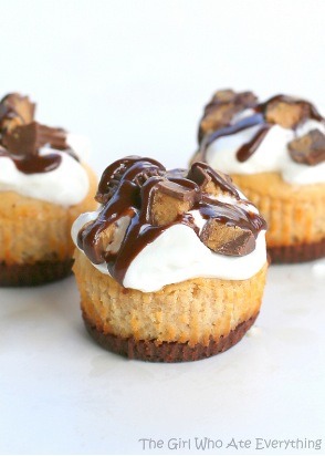 ❤️Reese's Peanut Butter Mini Cheesecakes! YUM!❤️