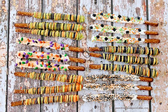 Candy Dipped Pretzel Rods 
