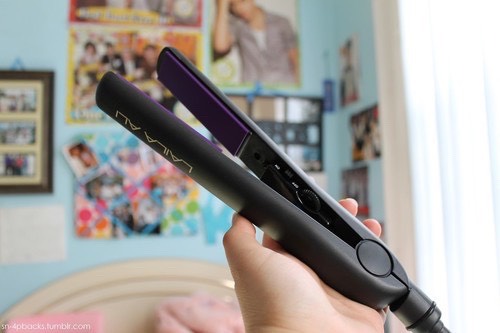 Straightening your hair can be the best way to wear your hair. Straightening your hair won't make your hair look as frizzy