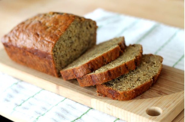 3. Don’t throw bananas away anymore, but reuse them wisely. Overripe bananas are going to make a perfect material for a piece of delicious banana bread.

