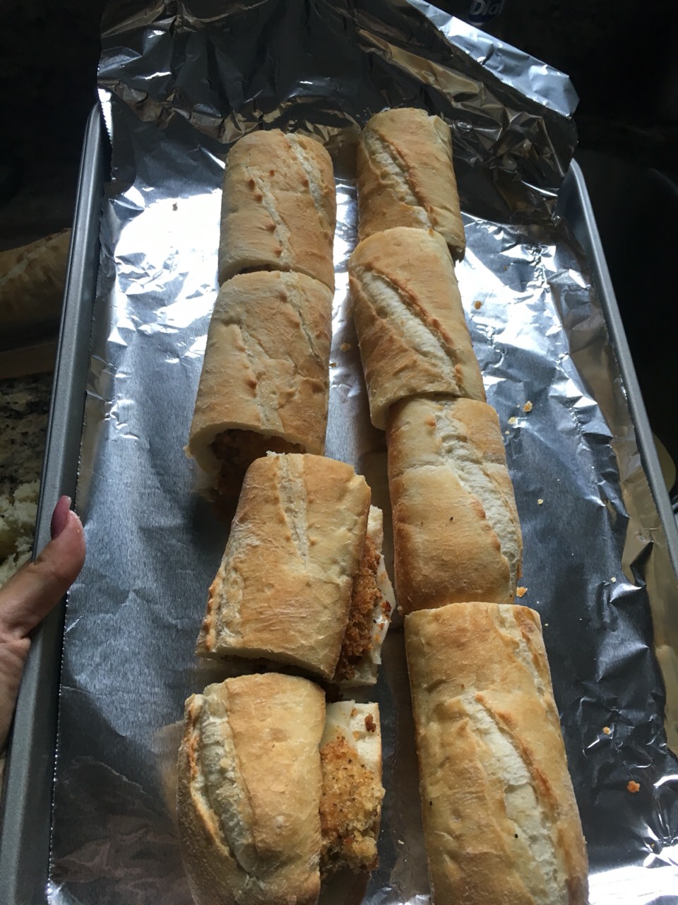 Arrange the baguette on a tray