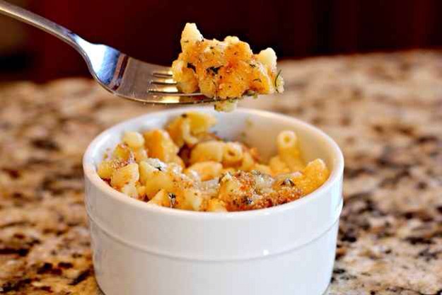 a. Mac ‘n’ Cheese with Red Onion and Crispy Breadcrumbs