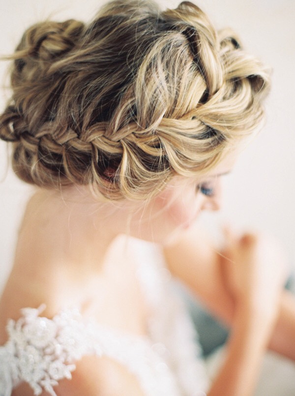 Unique Wedding Hairstyle 😍