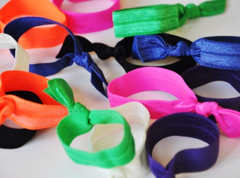 Hair ties = must have for a girl!!!! During gym you'll get annoyed if your hair always in your face so I recommend tying it up in a bun or ponytail. 💆