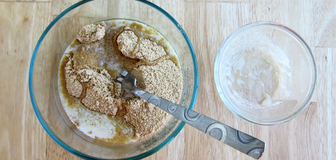 Mix the graham cracker crumbs with melted butter.