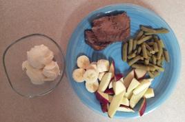 Day 1 Dinner:
(3 oz.) of your favorite meat
(200 calories)
(Steak or chicken are good choices)
(1) cup green beans (34 calories)
(1/2) banana (53 calories)
(1) small apple (55 calories)
(1) cup vanilla ice cream (289 calories)