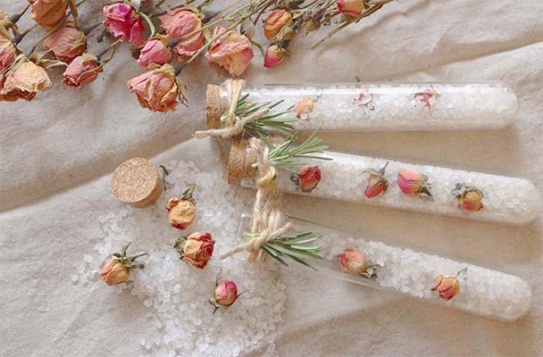 Http://allforfashions.com/diy-bath-salts/ DIY Bath Salts #bath Salt