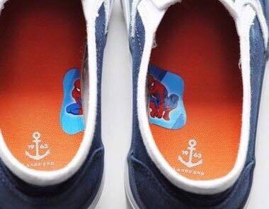 Put stickers inside the shoes to help with which feet they go on!!
