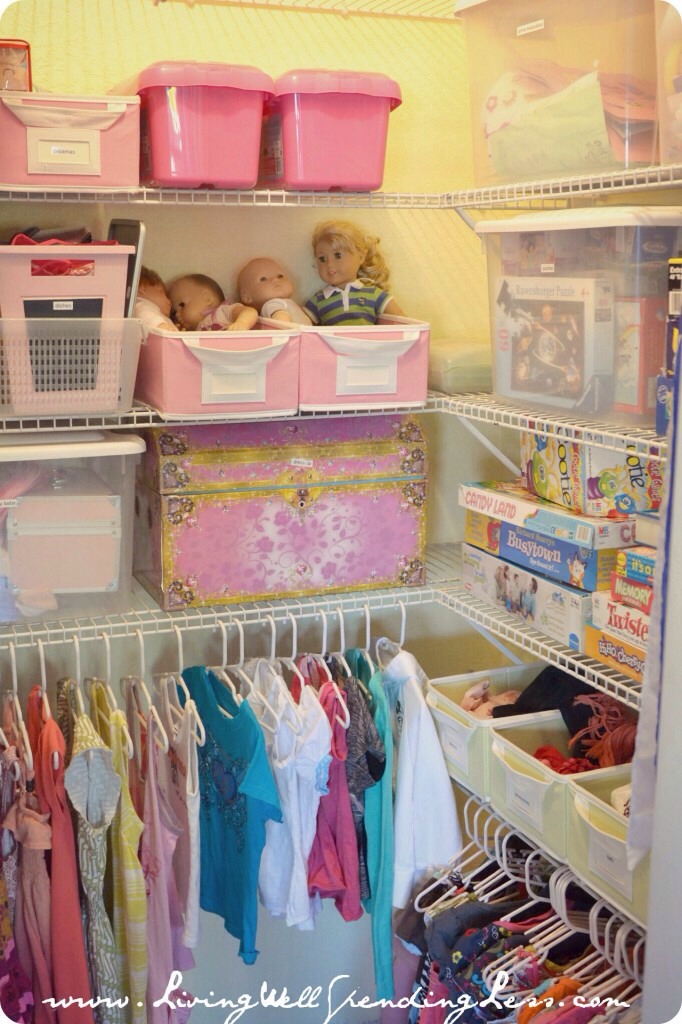 Organize Kids Bedroom