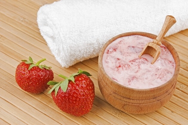 Strawberry face mask🍓