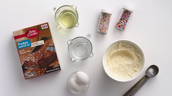 🍴Dinner And Dessert: Ultimate Chicken Fingers And Brownie Sundaes! Yum!🍴