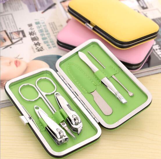 Any small travel nail kit