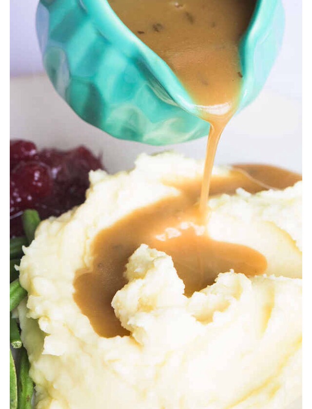 Turkey Gravy with Apple Cider Vinegar
