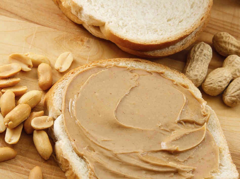 2) Peanut Butter: not just peanut butter, but mostly any seeds and nuts: postachios, walnuts, almonds,pumpkin seeds, sunflower seeds, and flax seeds. Why? They keep you full and satisfied for long periods of time and they are full of healthy fats and minerals.