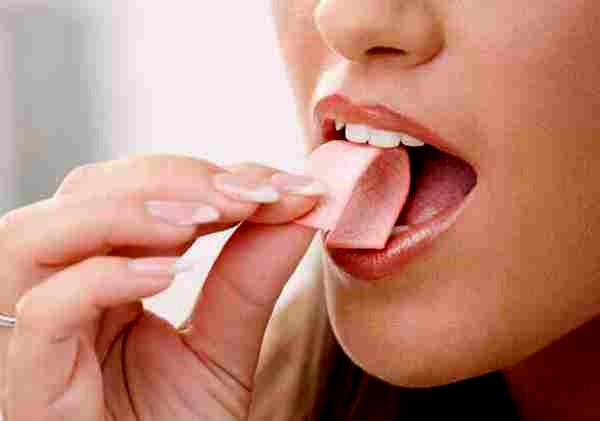 5. If you're hungry but don't want to eat, chew some gum or drink water.
