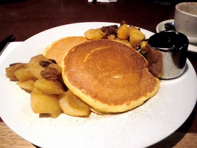 Cooked apple 