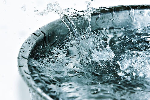 Cold water. Washing your face every night and morning will make you look and feel awake. Helps with wrinkles. Dark under eye circles and dry skin. 
