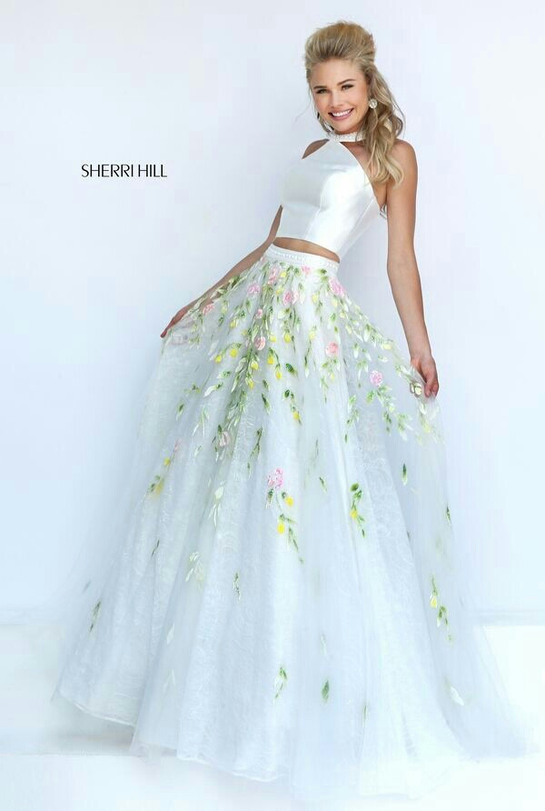 PROM DRESSES!!!