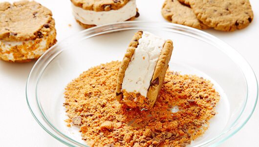 Peanut Butter Chocolate Chip Cookie Ice Cream Sandwiches