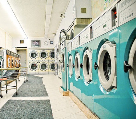 #6 You're allergic to laundry detergent

Especially for people with sensitive skin, laundry detergent and dryer sheets and irritate the skin. Swap your usual soap for fragrance-free detergent, skip the dryer sheets and this could clear things up.  