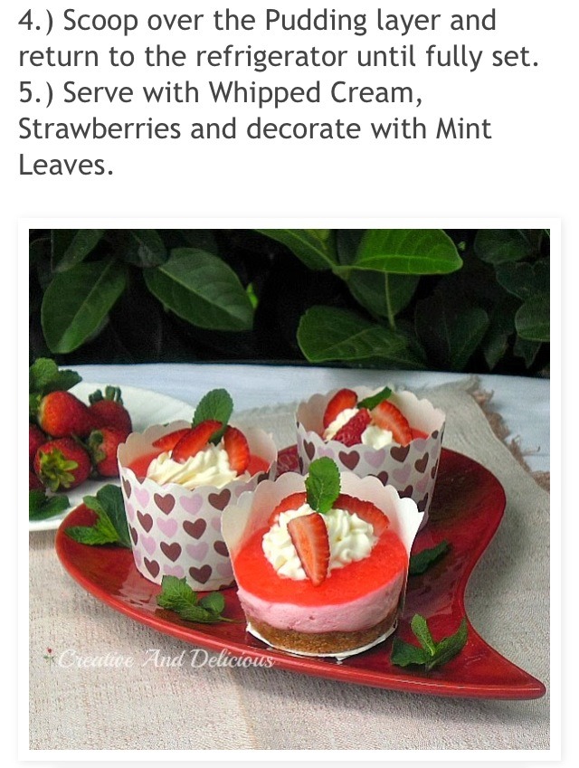 " Easy  Delicious Layered Strawberry Pudding Cups"🍧😋