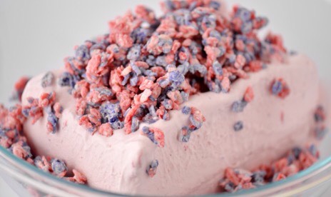 Strawberry crunch ice cream  cake