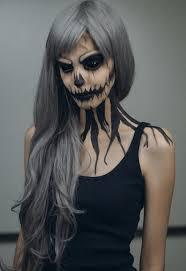 20 Creepy But Cool Halloween Makeup Ideas! #Halloweentip