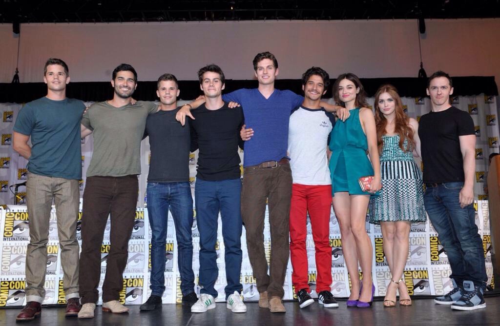 LIKE AND SHARE FOR TEEN WOLF