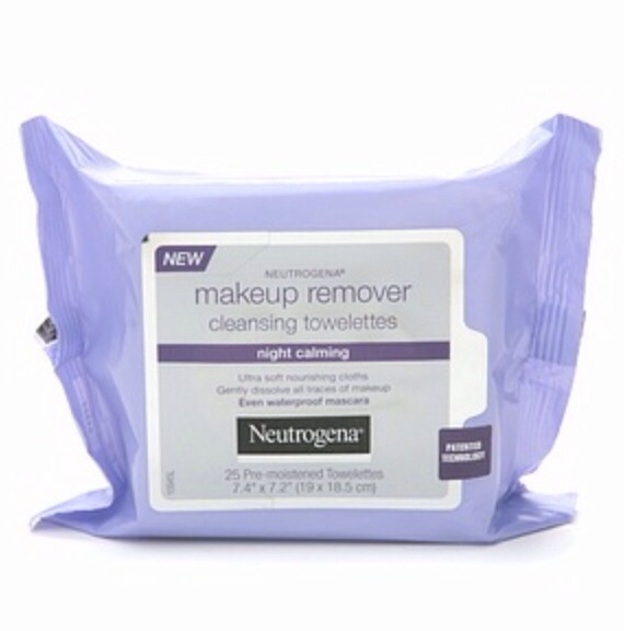 7) Use vaseline as an easy makeup remover.