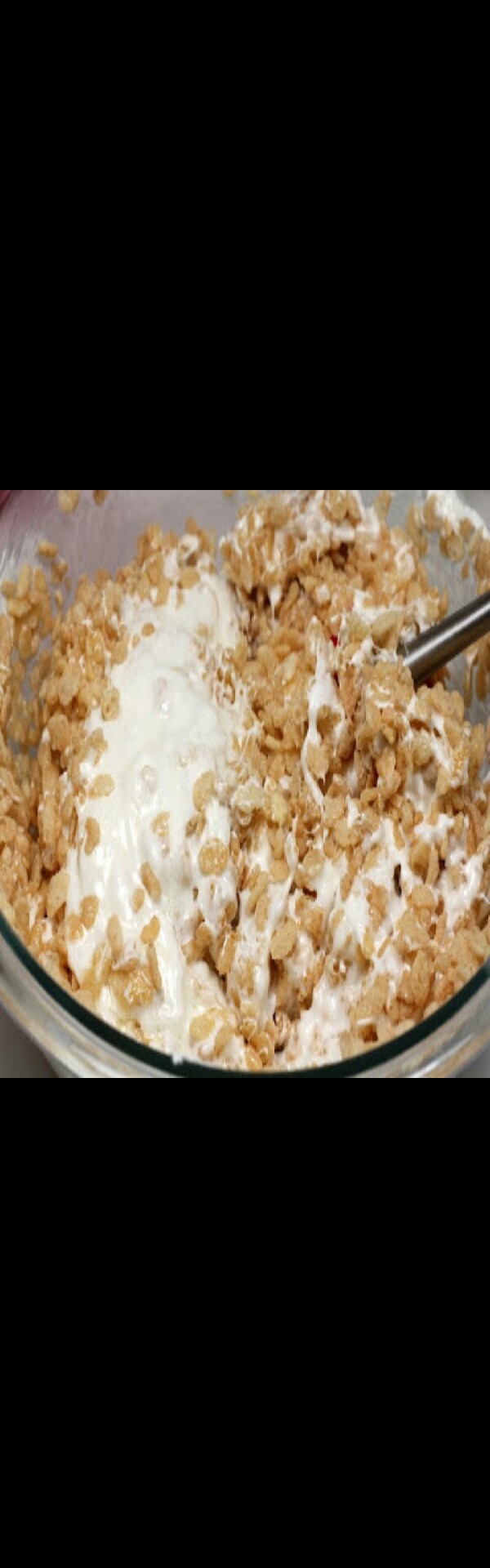 mix the marshmallows and rise krispys together