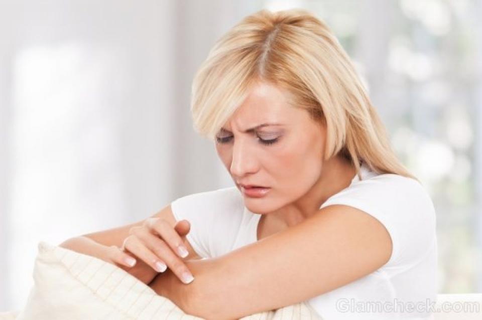 Treat Ingrown Hairs
Apply a product containing azulene or witch hazel to help reduce the swelling and redness that's associated with ingrown hairs. From there, coax the ingrown hair from its location with a pair of tweezers (don't pull it out, though — this will only regrow the hair again)