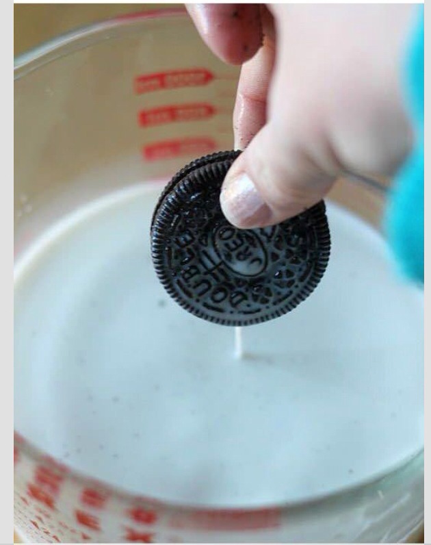 Oreo Bomb Cake.