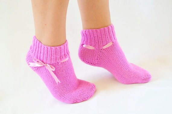 Then you need socks . Who doesn't have socks ? 

2.) Great , so once the vaseline is all over your feet , slip those cute socks on. 