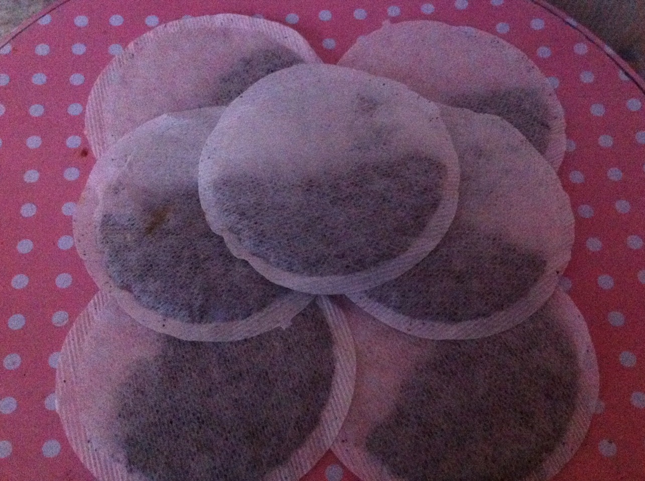 Easy Tea Face Toner And Face Scrub :3