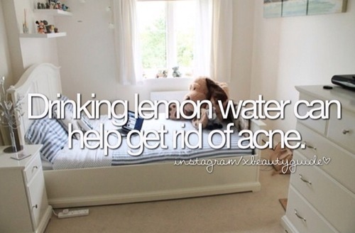 22 Beauty Hacks EVERY Girl Should Know! 