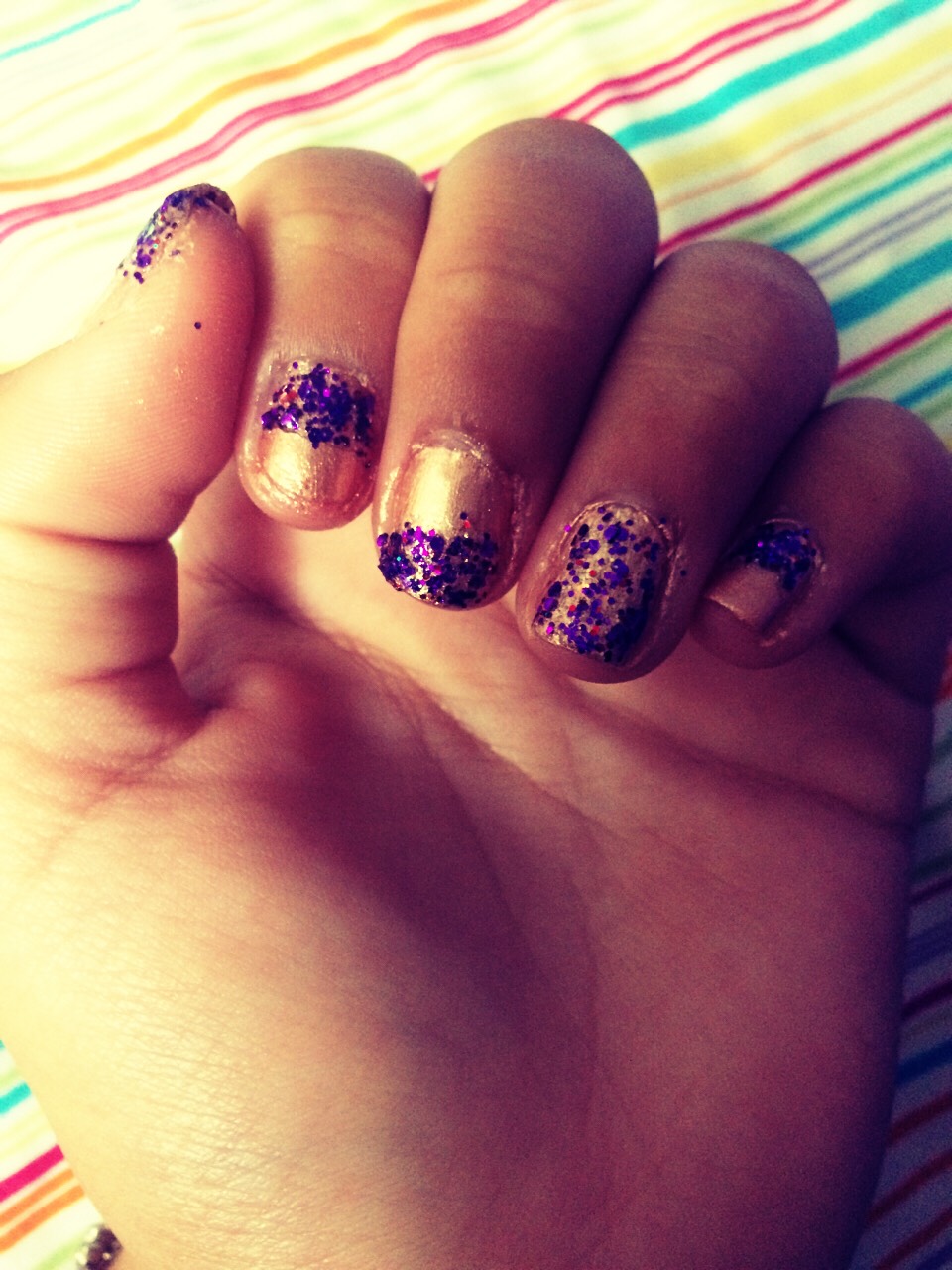 Do that to the rest of your nails, add a clear topcoat and you're done!