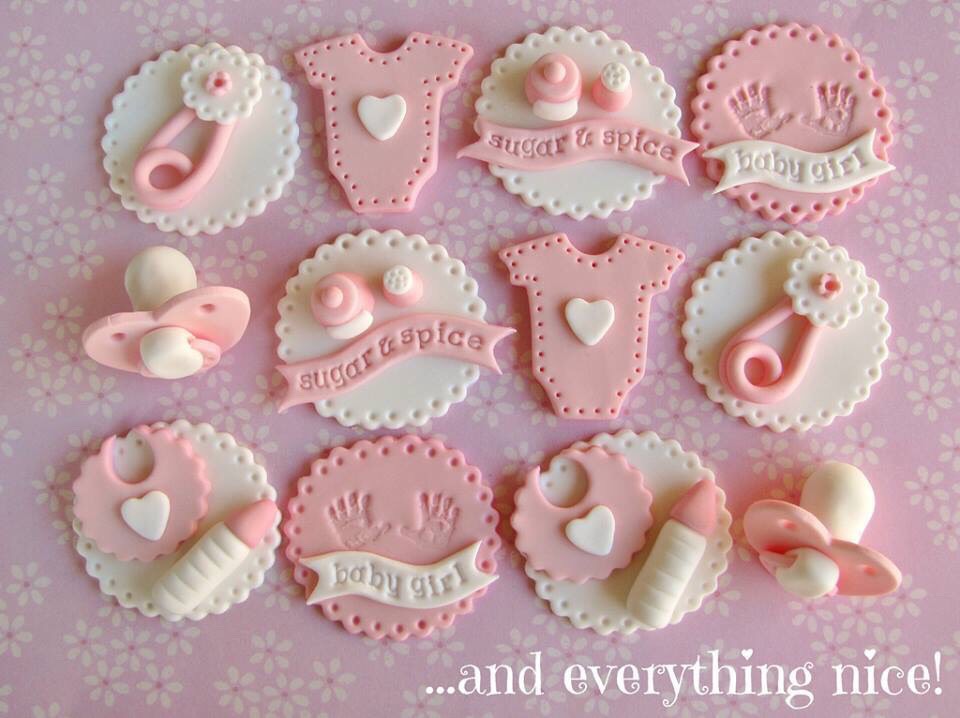 Adorable Cup Cake Topper Ideas And Some DIYs. π