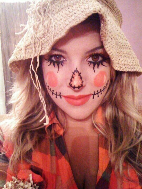 Halloween makeup ideas! 🎃👻 #HalloweenTip