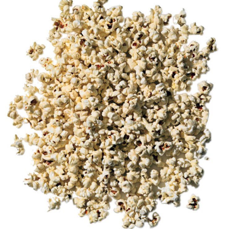 3 C AIR-POPPED POPCORN
Go ahead, nibble mindlessly as you zone out in front of Bravo. Even if you're watching trash, you won't be eating it.
