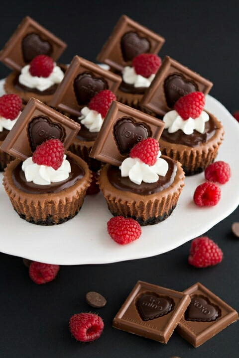 triple chocolate mini cheesecakes
