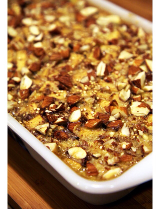 Apple Cinnamon Quinoa Breakfast Bake 
