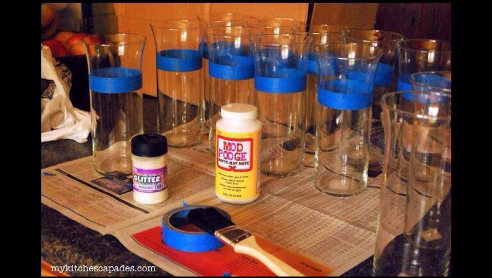 DIY Glitter Vases😍