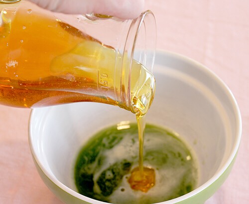 Ingredients
Cucumber 
Honey 